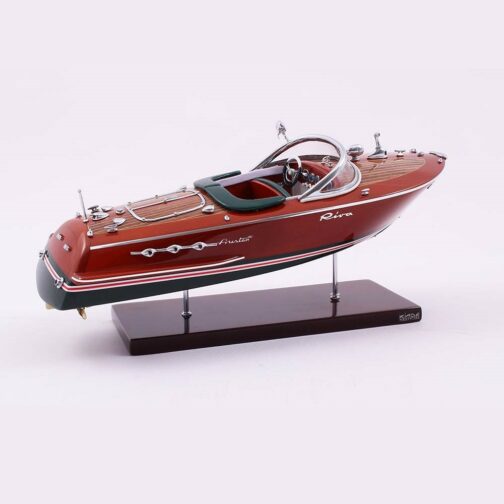 Maquette de bateau italien Riva